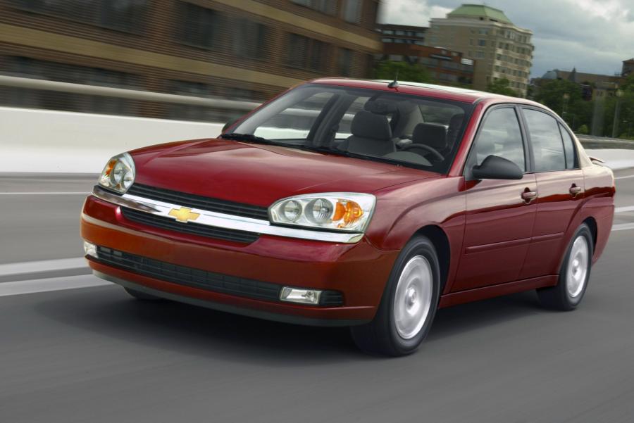  Chevrolet Malibu 2004 года  (фото 43 из 72)